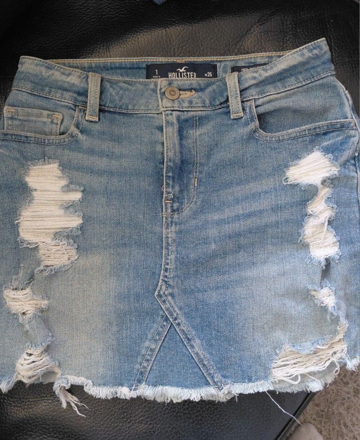 Hollister Skirt