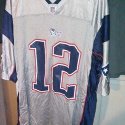 New England Patriots Jersey Tom Brady Number 12 Not Free Best Offer Takes It