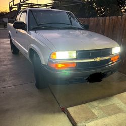 2000 Chevrolet S-10