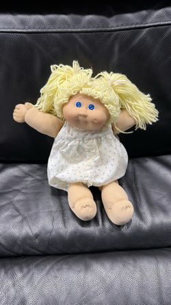 Cabbage Patch Kids Doll Blonde Hair Blue Eyes