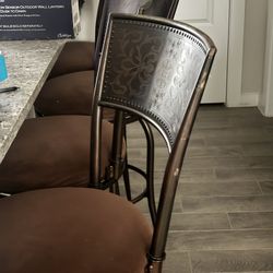 Used barstools with minor scratches 