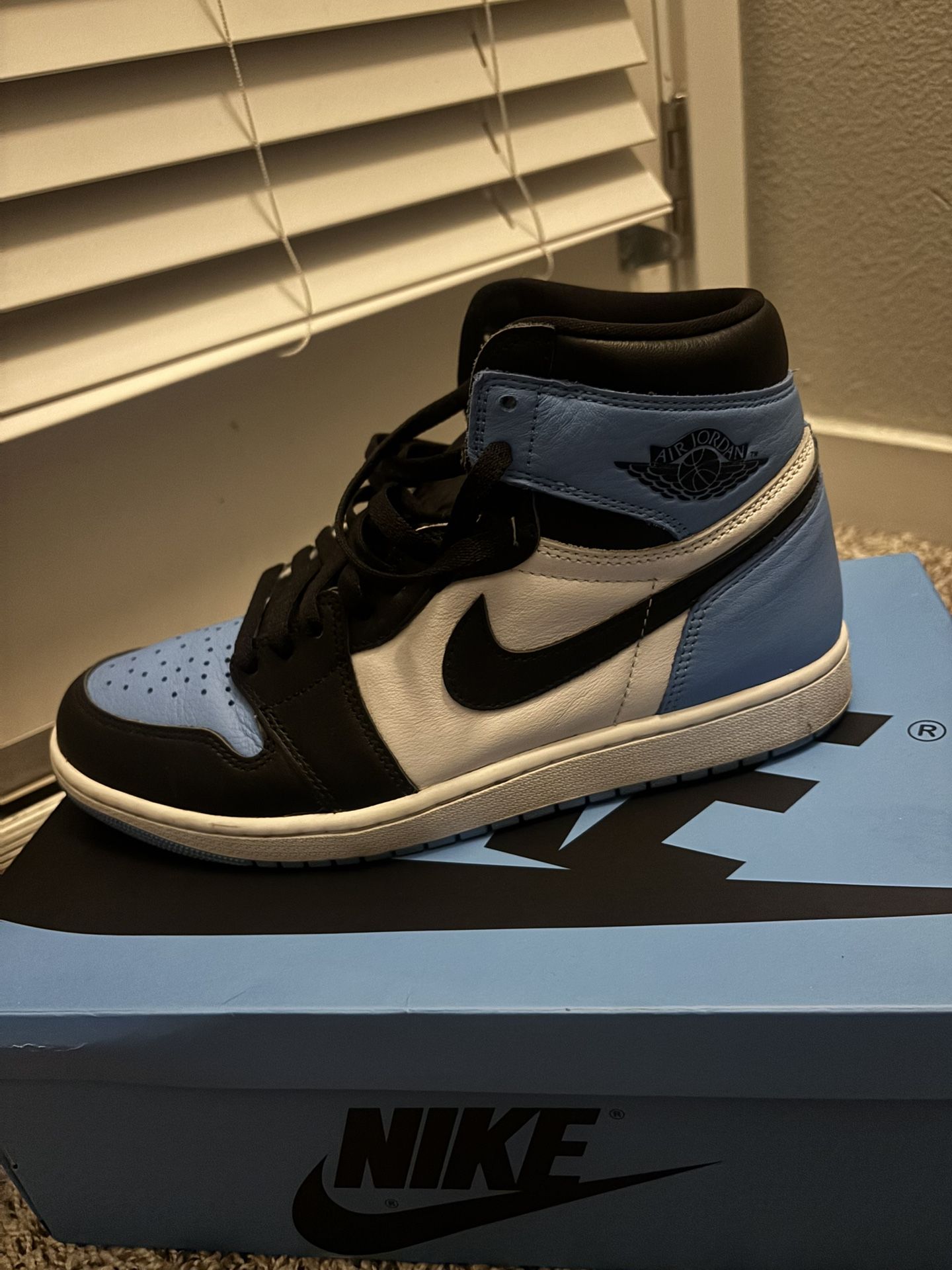 Air Jordan 1 “UNC Toe”