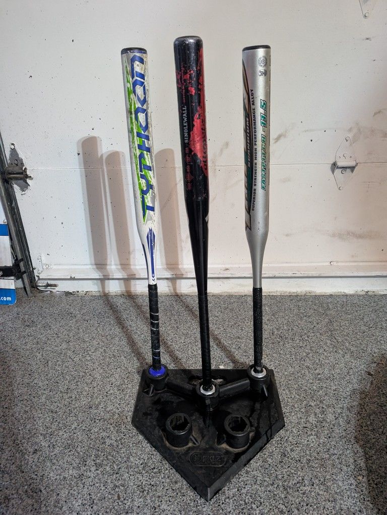 3x Aluminum Baseball Bats And Holder