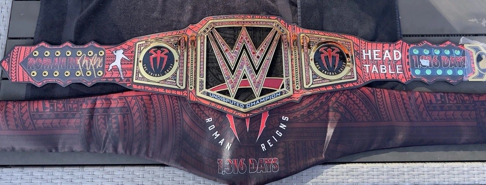 WWE ROMAN REIGNS SIG SERIES BELT FULLY RESTONED BY SIMPSONS AND SIGNED BY ROMAN