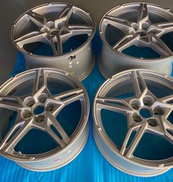 Corvette Set Of rims OEM brand new