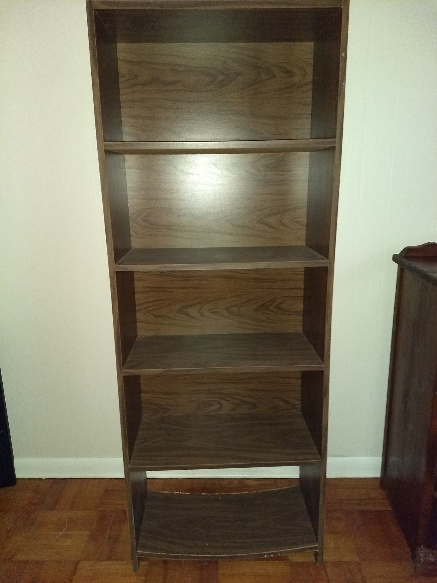 5 levels-bookcase