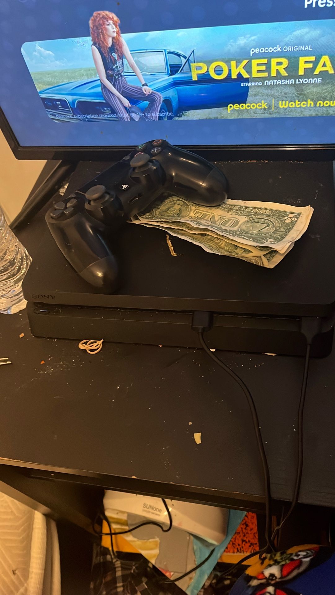 Ps4 Plus A Keyboard And A Free Acc