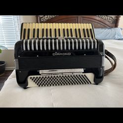 diamond accordion