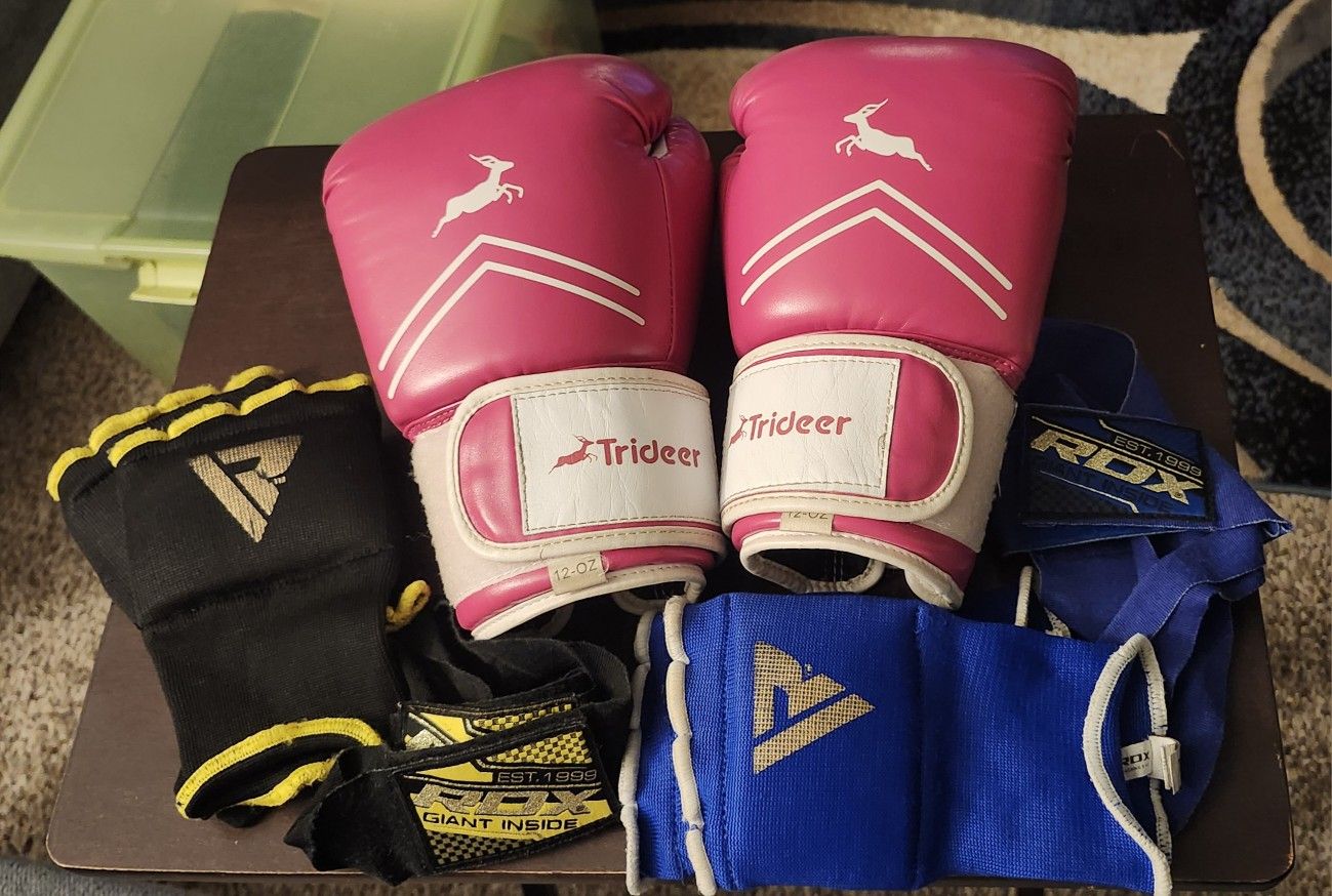Trideer Pro Grade Boxing Pink 12 oz Gloves Men/Women Kickboxing Gel Sparring Training Gloves & Wraps