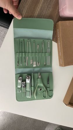 Manicure kit