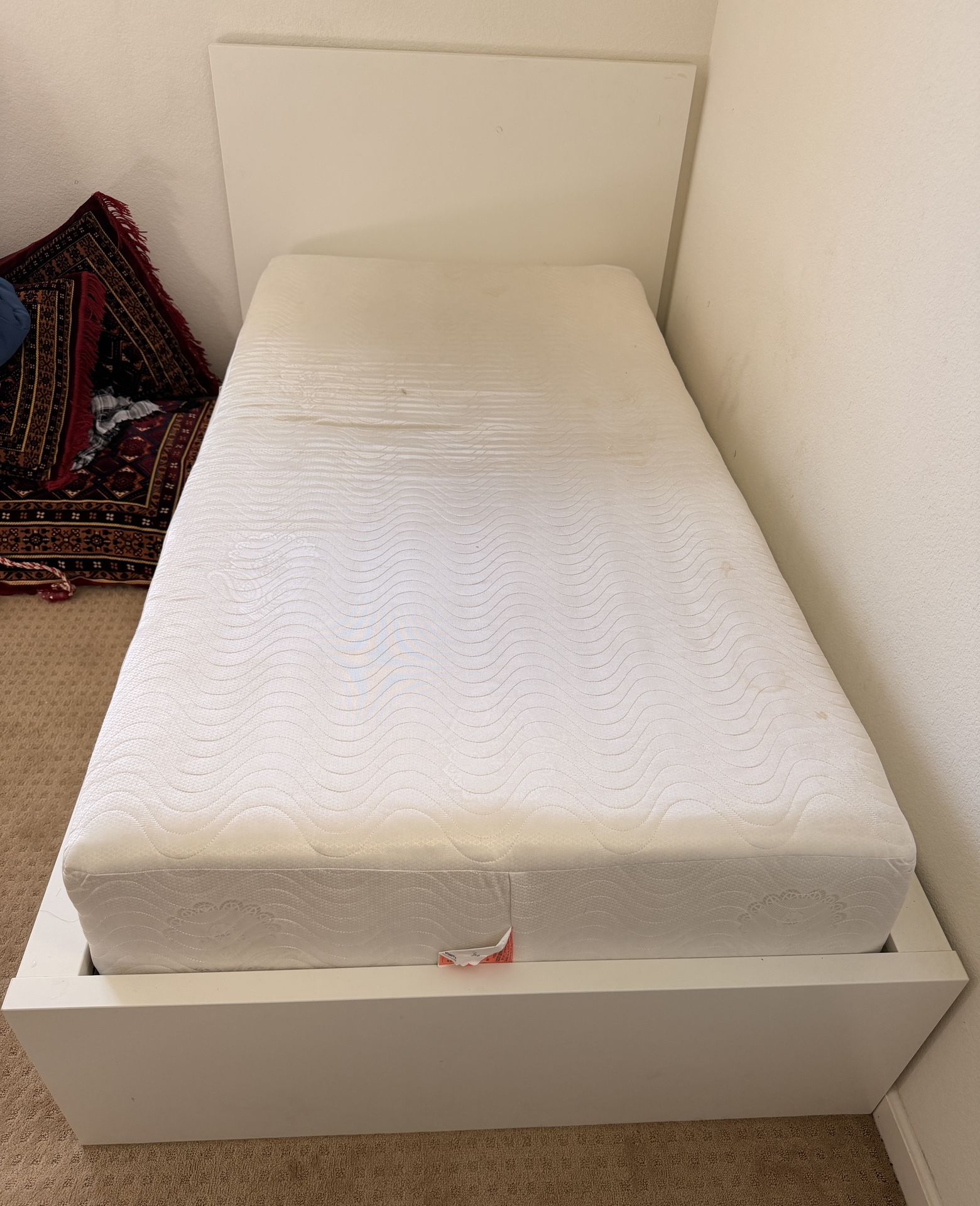 Twin Bed With Mattress 