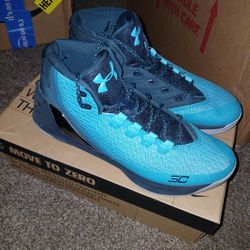 Curry 3 Mid Peacock Blue 