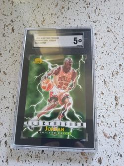 Michael Jordan mint condition skybox premium card Chicago bulls already graded by SgC grading company