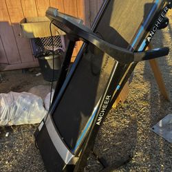 Treadmill 