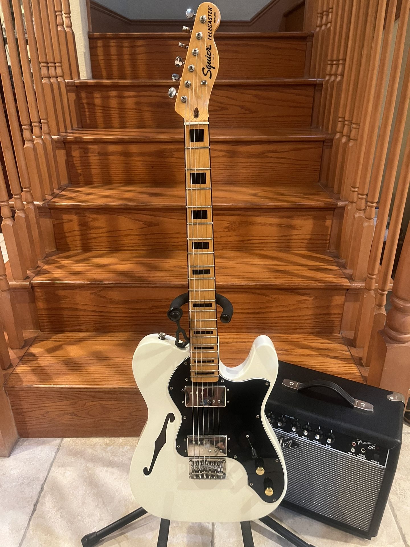 Squier Classic Vibe 70s Thinline Telecaster W/ Fender Amp