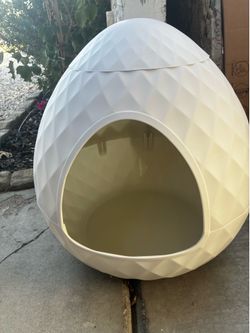Cat litter box