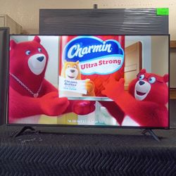 50 Inch Roku 4k Smart Beautiful Tv Comes With Remote Control Shows Great Quality Clear Picture Works Perfect Guaranteed 