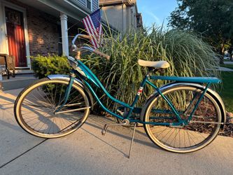 Vintage cruiser bike