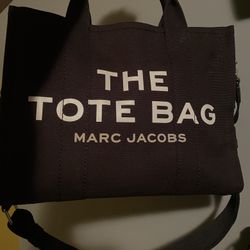 MARC JACOBS LARGE TOTE BAG
