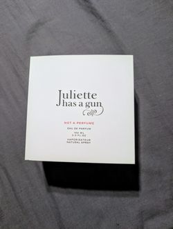 Juliet Has A Gun Not A Perfume