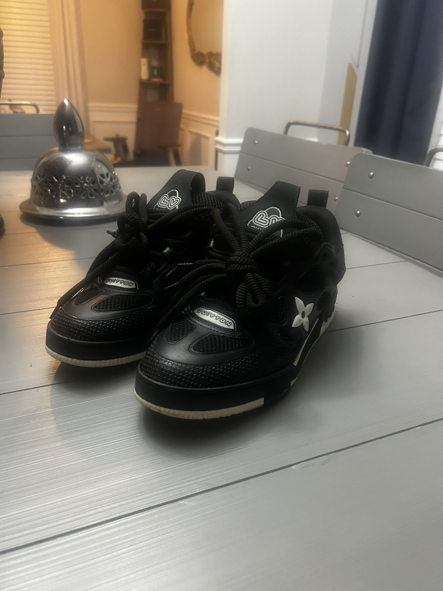 Lv Skates