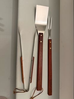 $20 Landon Sharp three-piece, high-end grill set