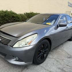 2011 Infiniti G37
