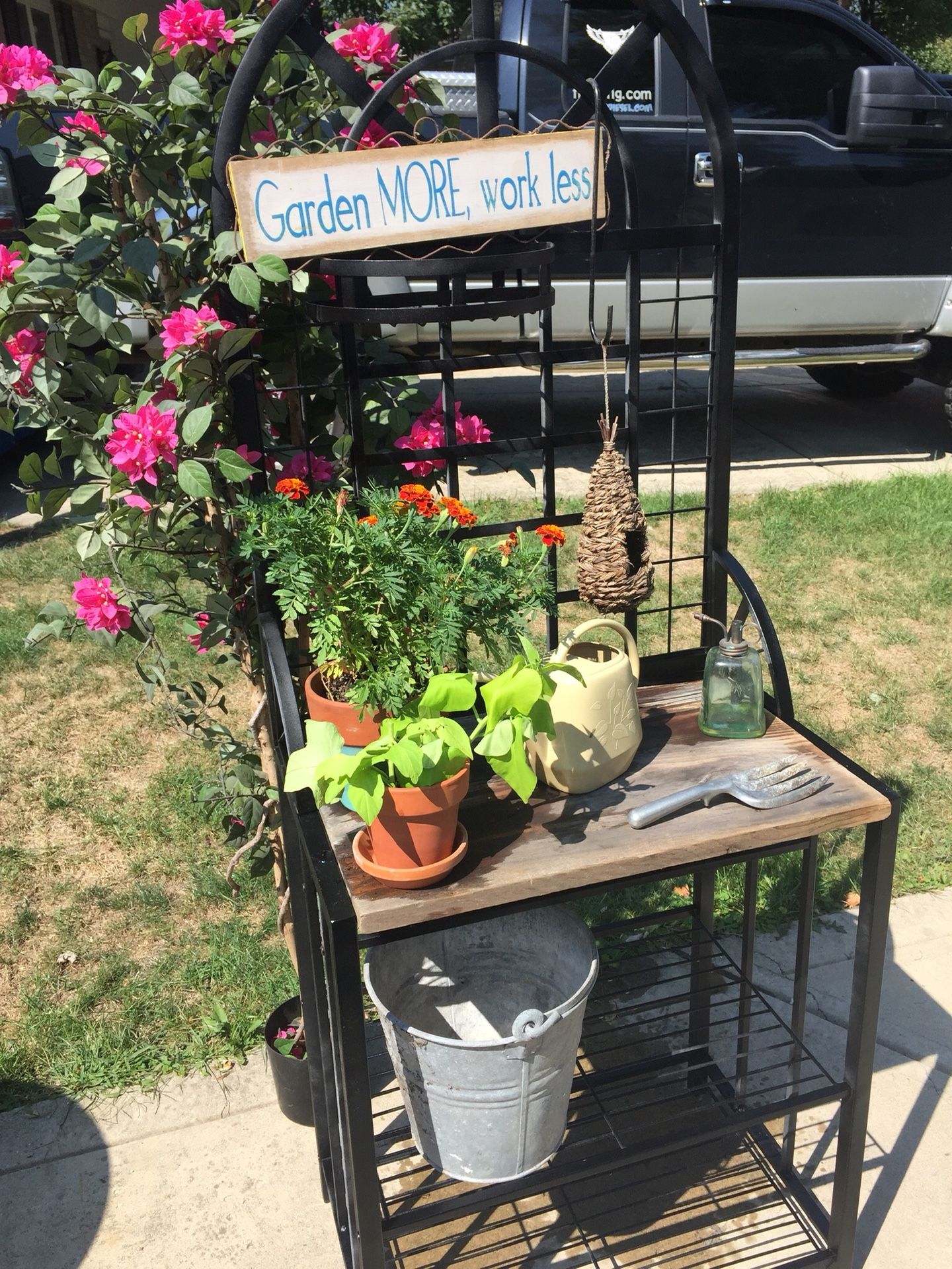 Gardening rack flowers and pots