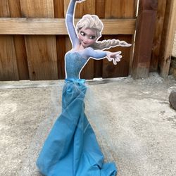 Frozen Elsa Anna Table Decor  4 Count