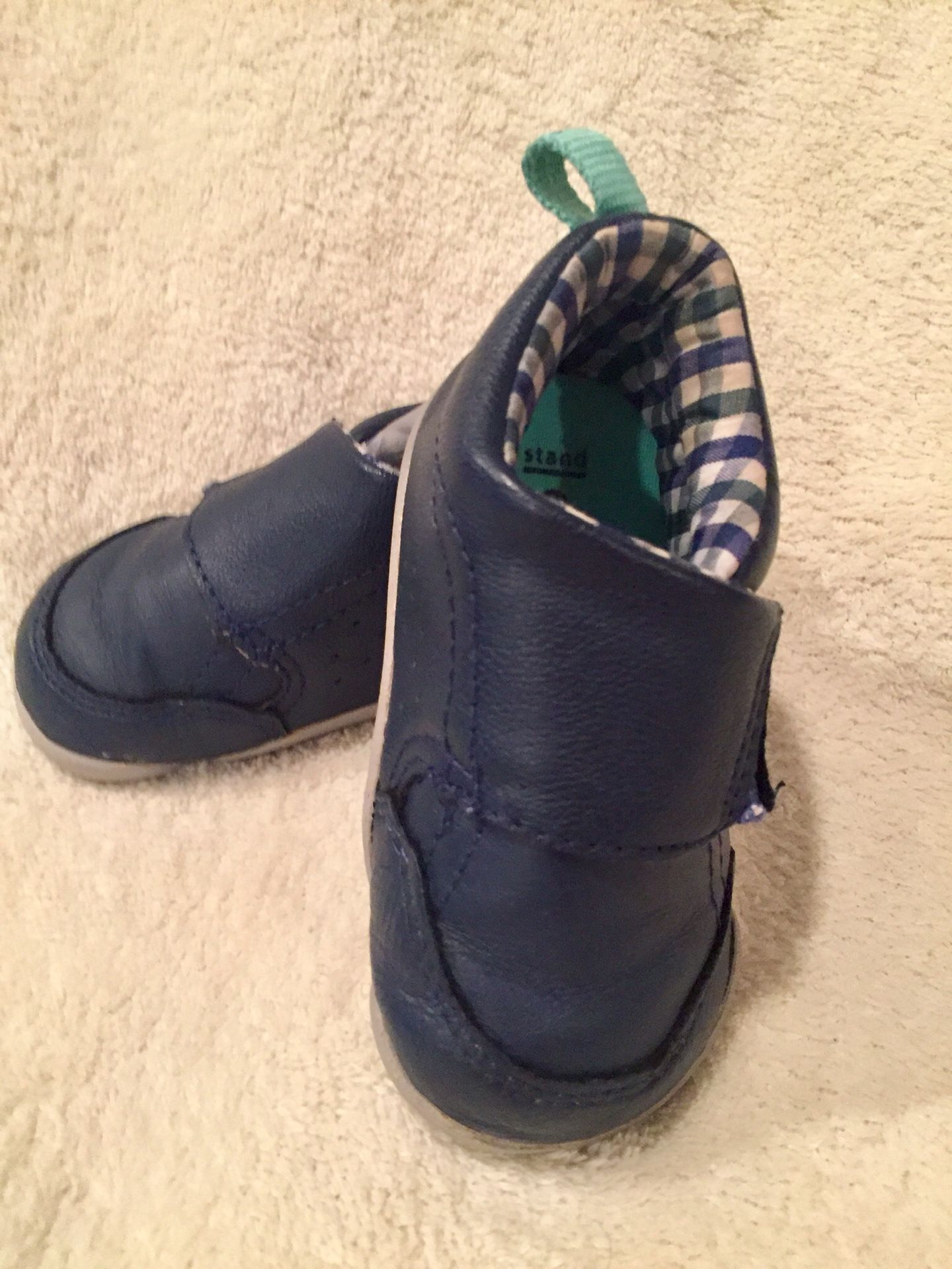 Sz 3 EUC Blue Carter’s Crib Shoes