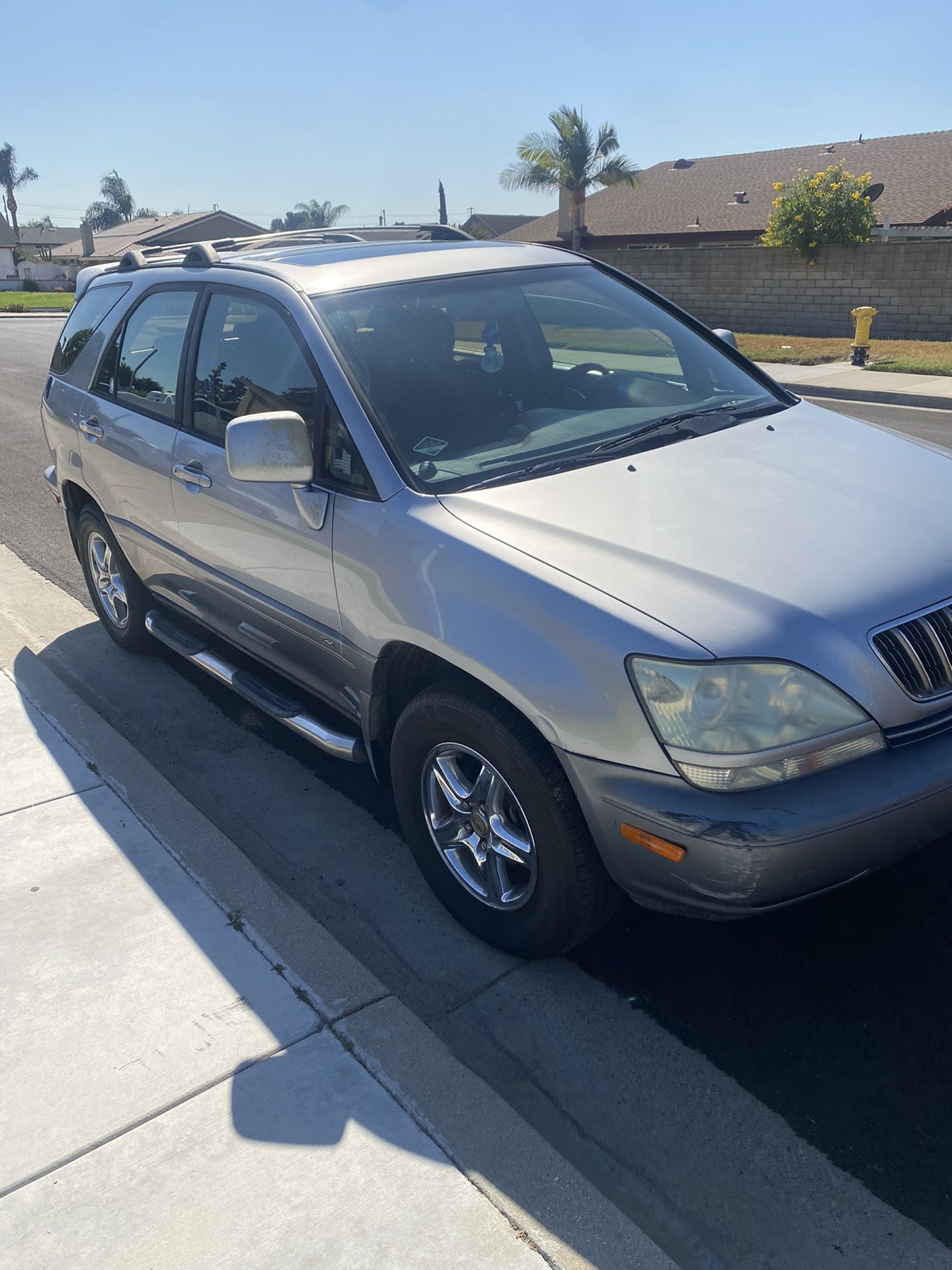 2001 Lexus Rx 300 for Sale in Ontario, CA - OfferUp