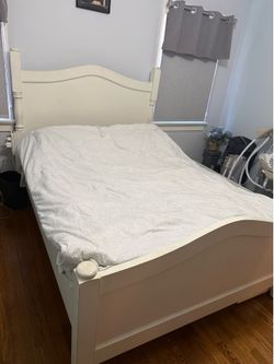 Full Size Bed + Mattress + Trundle