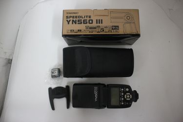 Yongnuo YN560 III Speedlite Flash
