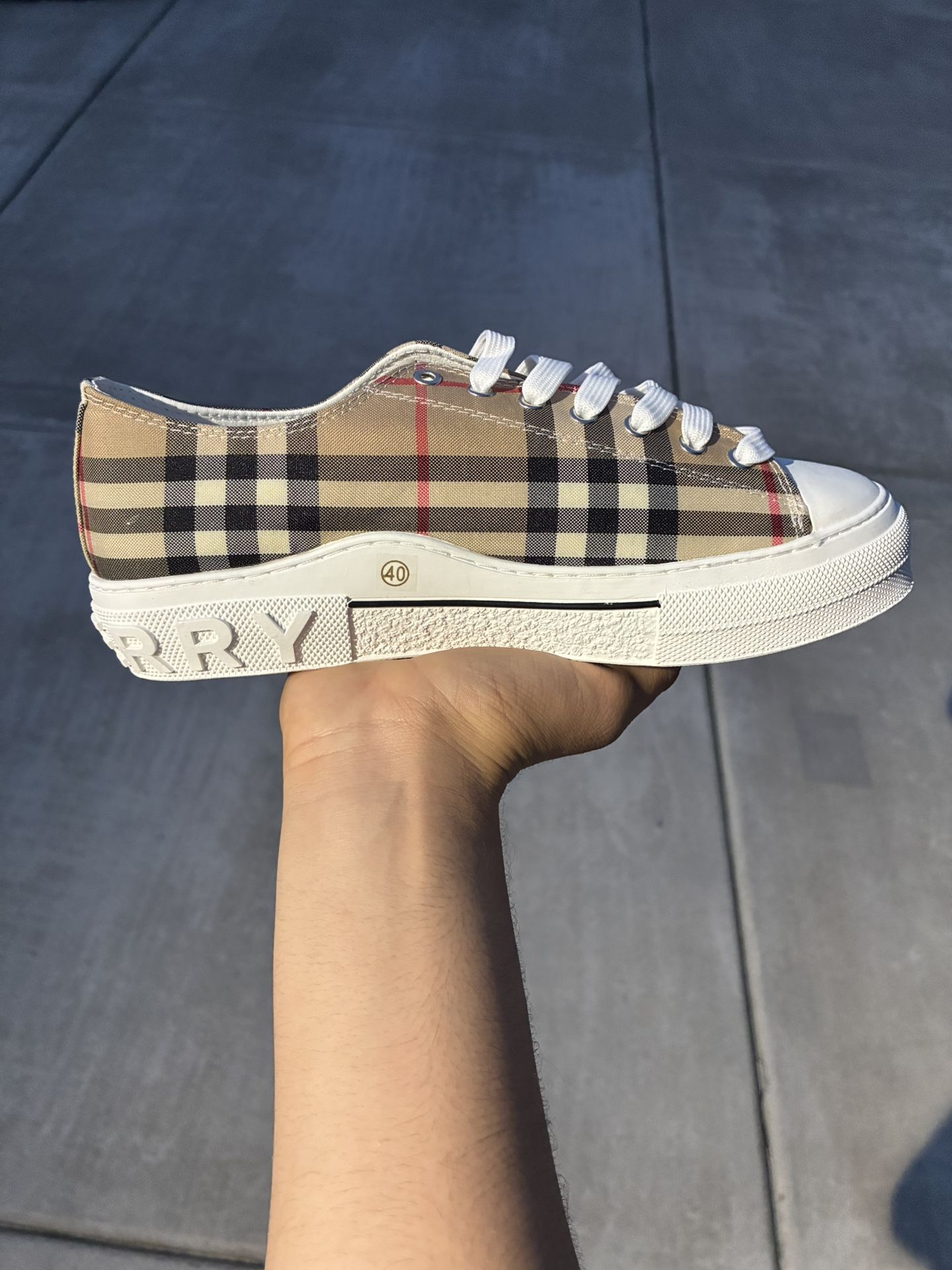 Burberry Low Top House Check Sneaker Converse