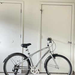 Trek Navigator 1.0 Hybrid Bike 