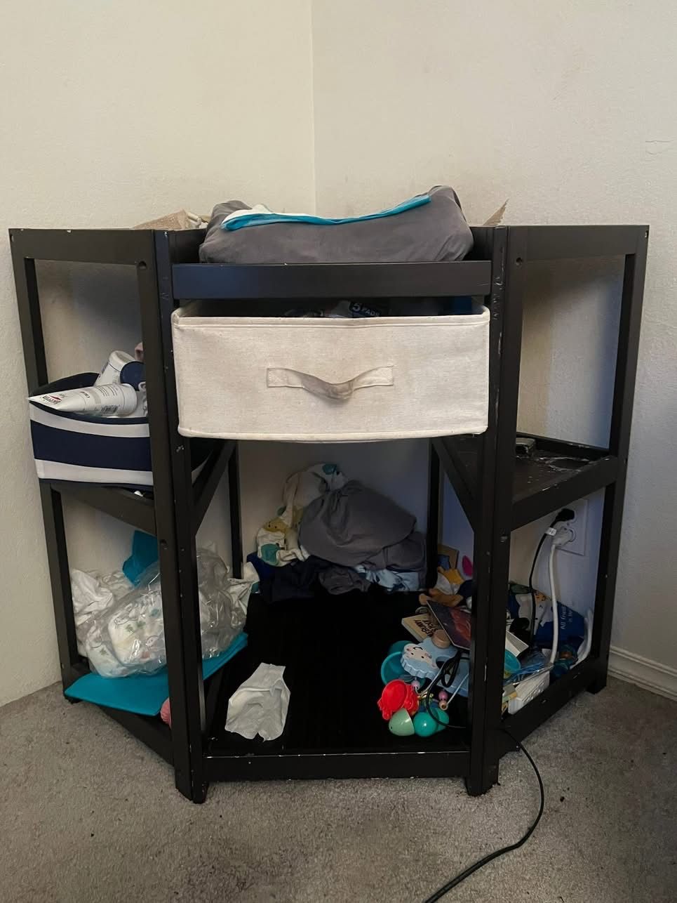 Free Corner Diaper Change Table