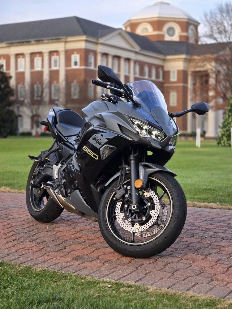 2024 Kawasaki Ninja 650 ABS