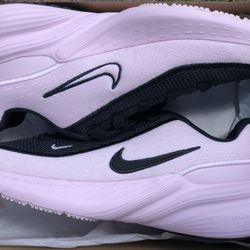 Nike Uplift