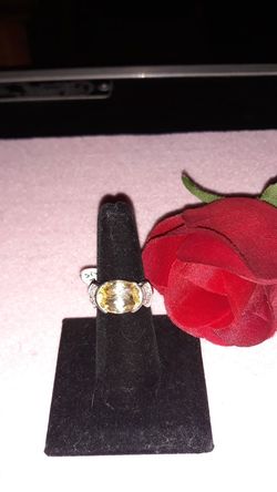 Citrine Lady's ring