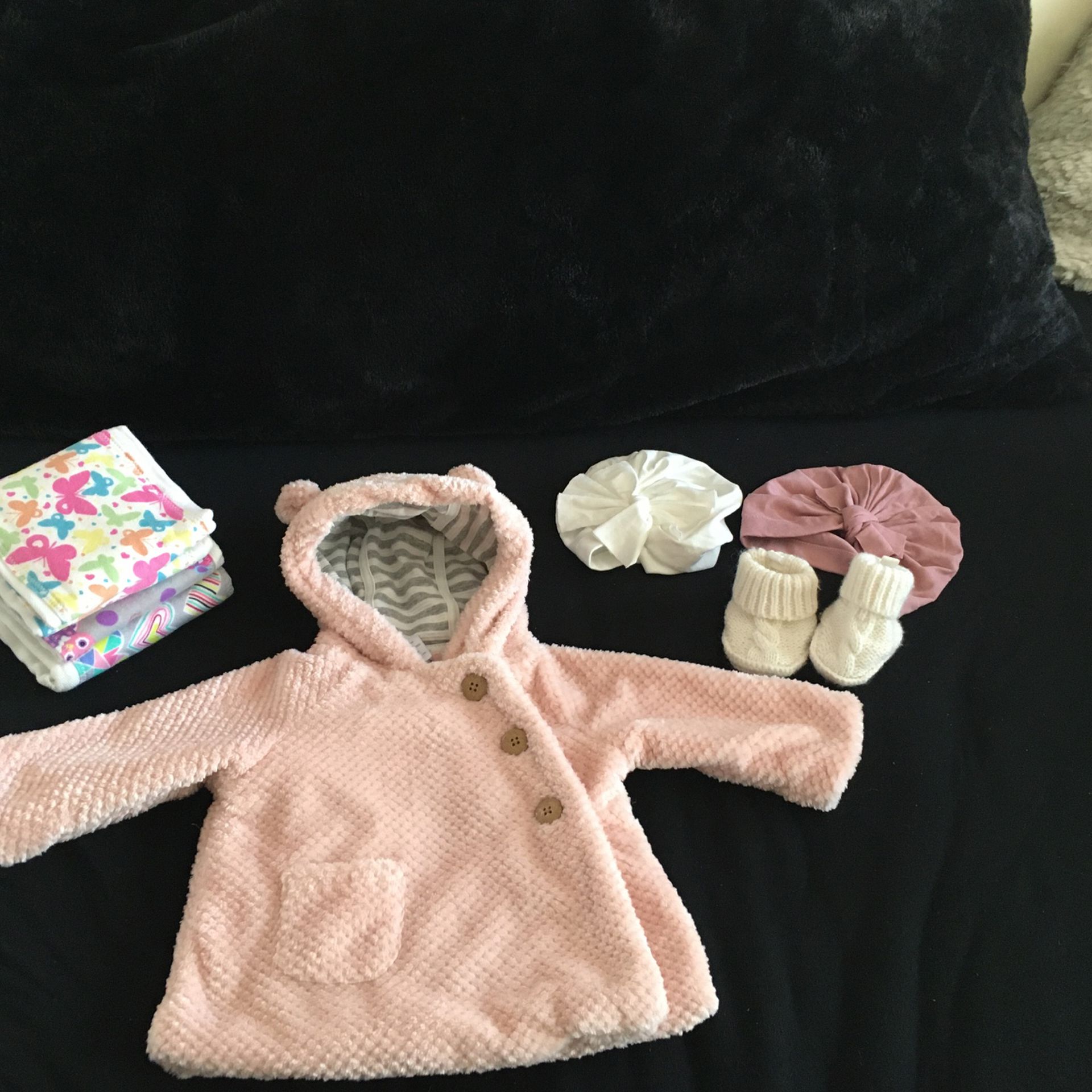3 To 6 Month Old Jacket , With Decorated  Cloth Diapers  , 2 Caps , Booties 