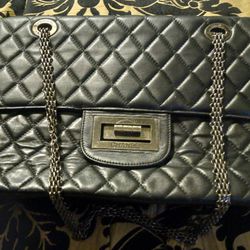 Chanel  Authentic Womens Shoulder Bag