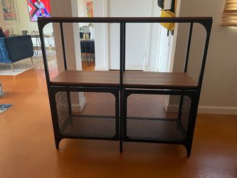 Shelf Units (2 units available - price is per unit)
