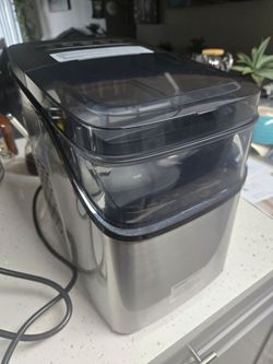 GoveeLife Smart ICE Maker Countertop, Portable Ice Mechine with Voice Control ( NEW
