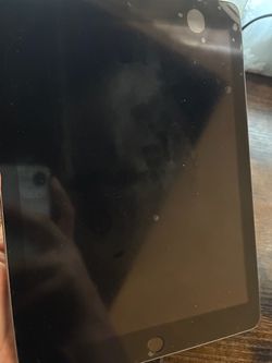 iPad (6th Generation)