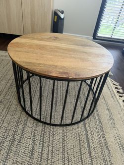 Round Wood & Metal Coffee Table – Modern Industrial Style