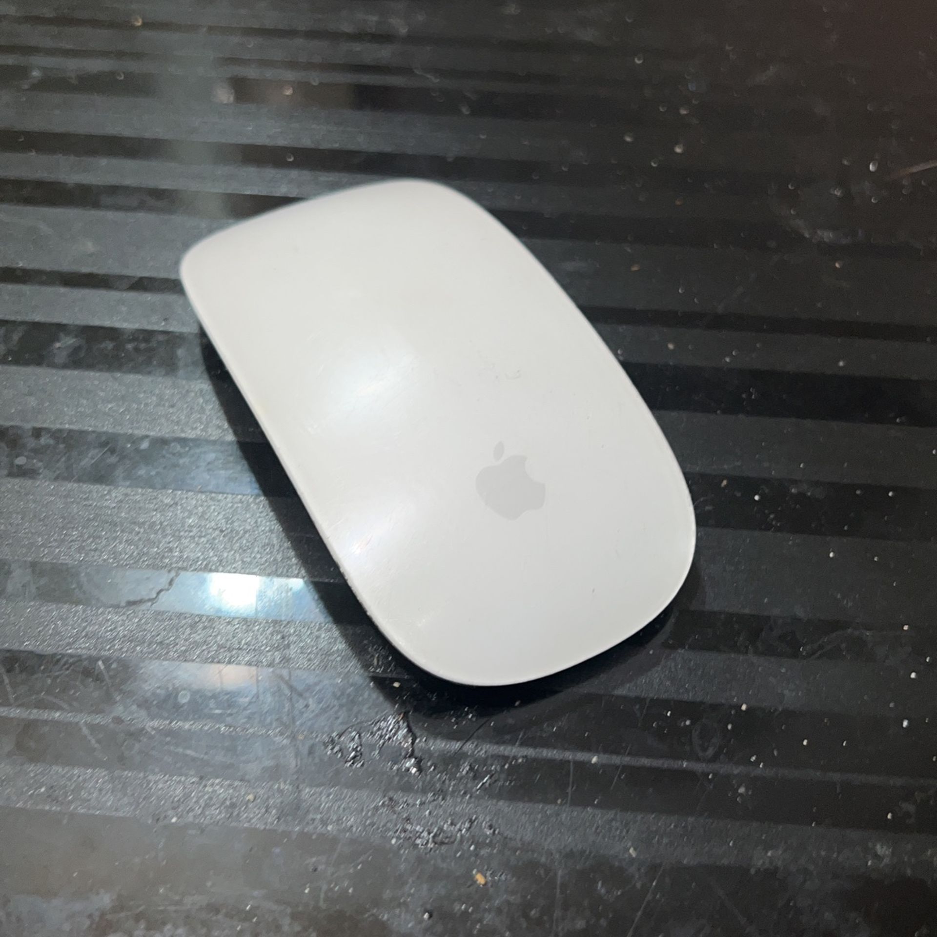 Apple Magic Mouse