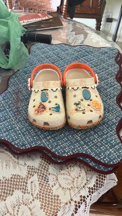Crocs size 13