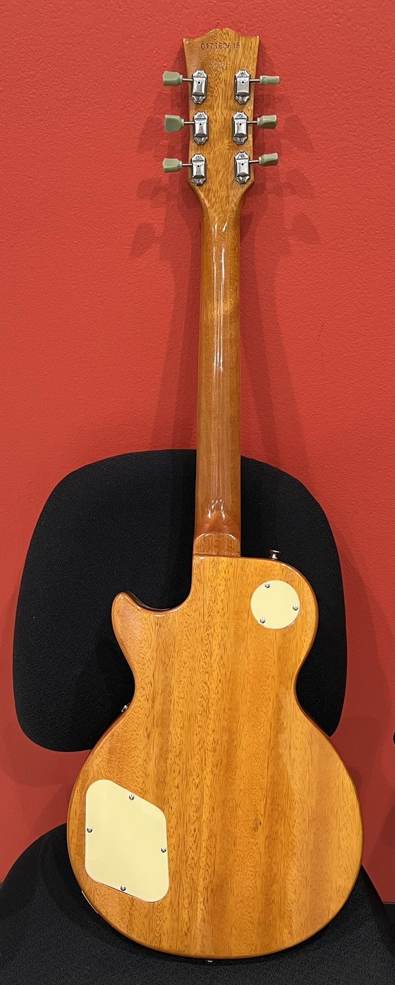 Chibson Gold Top Les Paul for Sale in Mesa, AZ OfferUp