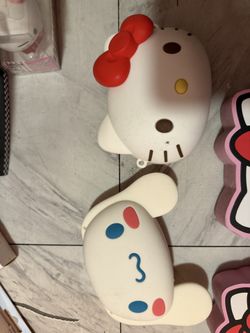 Hello Kitty And Cinnamon Roll Bags