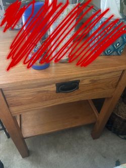 MUST GO! Variety of accent tables